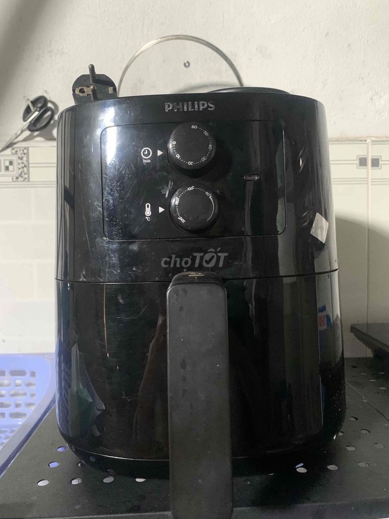Nồi chiên không dầu Philips Đen. Mua bán Dụng cụ nhà bếp tại Huyện Bình Chánh Tp Hồ Chí Minh được đăng bởi Thiện Lành hình 1