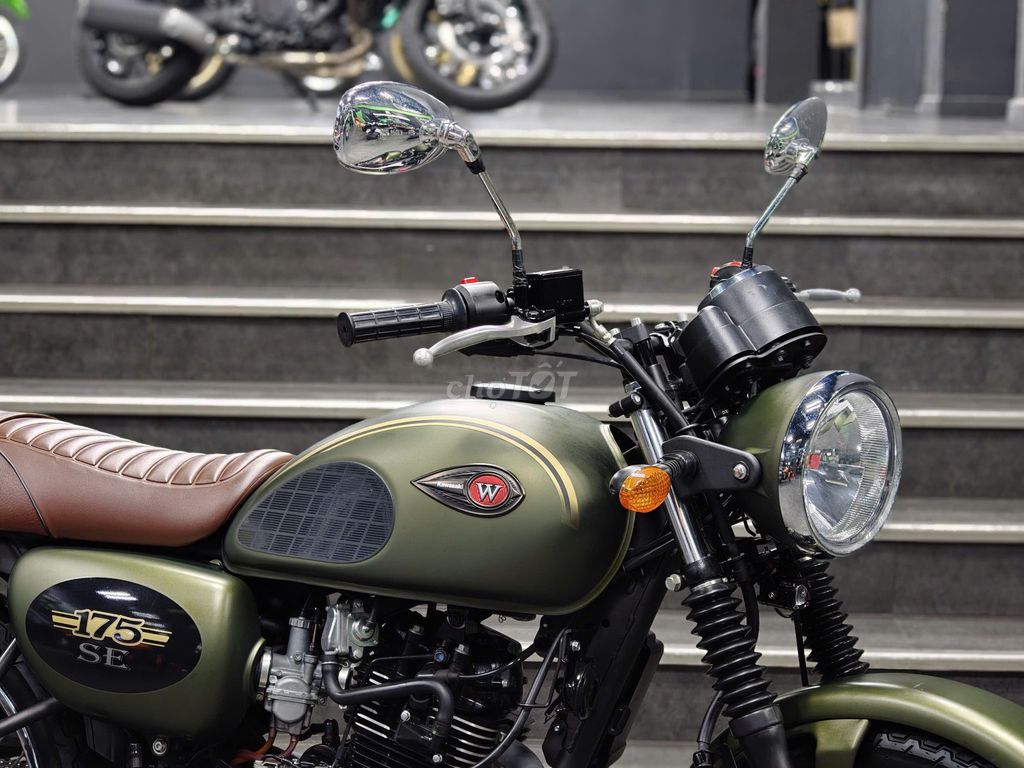 W175 XANH ARMY 2023 HỒ SƠ CẦM TAY ODO 4800KM. Mua bán Xe máy tại Quận Tây Hồ Hà Nội được đăng bởi Tu Phamanh hình 4