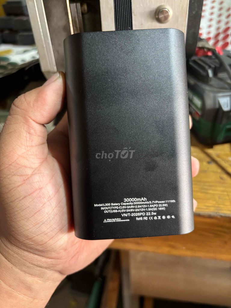 Sạc dự phòng 30000mAh 22.5W Vỏ nhôm Đen. Mua bán Phụ kiện (Màn hình, Chuột...) tại Thành phố Thuận An Bình Dương được đăng bởi Đạt Pin Bình Dương hình 1