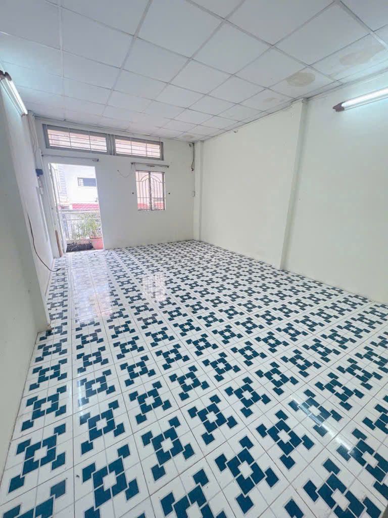 Bán nhà 40m2, Hẻm Xe Hơi, 2 Tầng, Lê Văn Quới, Bình Tân, 3.X Tỷ