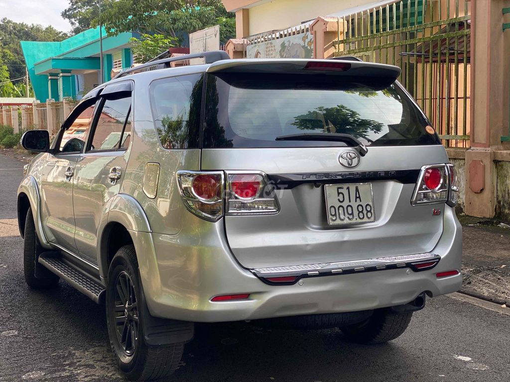 Toyota Fortuner 2014 2.5G 4x2 - 130000 km. Mua bán Ô tô tại Thành phố Long Khánh Đồng Nai được đăng bởi Mr hiếu hình 4