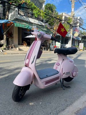 Xe điện V2 hồng 5 bình. Mua bán Xe điện tại Quận 5 Tp Hồ Chí Minh được đăng bởi Hồng Hà