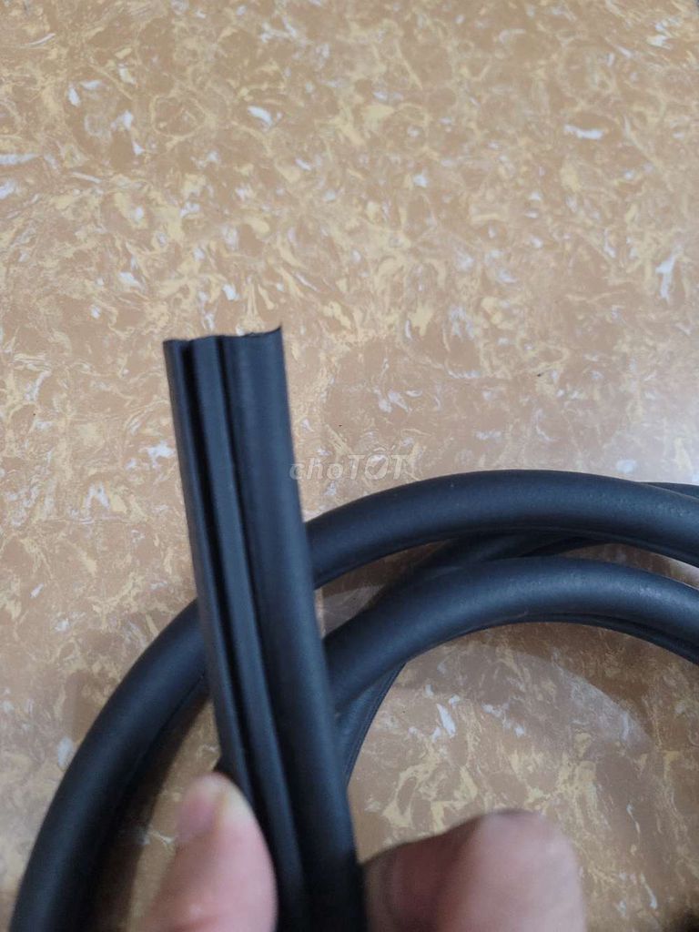 Roăng chống ồn xe ô tô. Mua bán Phụ tùng xe tại Huyện Gia Lâm Hà Nội được đăng bởi Nguyen hình 1