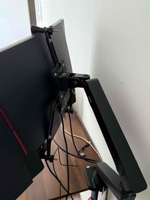 Màn hình MSI Optix G27C2 + arm Human Motion VelasX. Mua bán Phụ kiện (Màn hình, Chuột...) tại Huyện Bình Chánh Tp Hồ Chí Minh được đăng bởi Thanh Tuyền