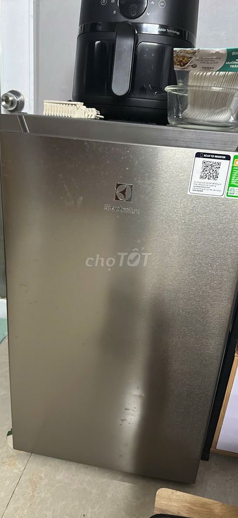 Tủ lạnh Electrolux Bạc. Mua bán Tủ lạnh tại Quận Phú Nhuận Tp Hồ Chí Minh được đăng bởi Bảo Nguyễn hình 1