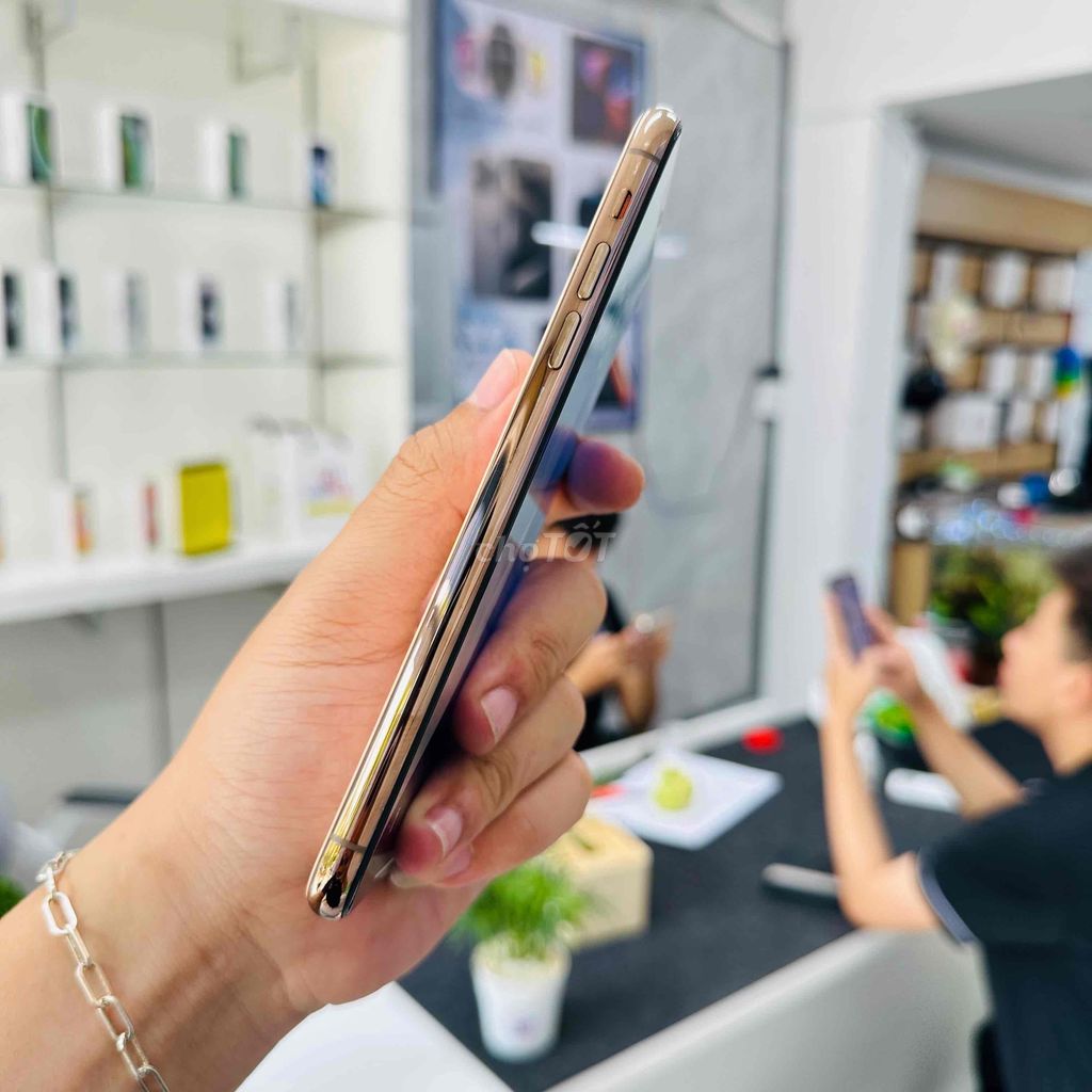 iPhone 11 Pro Max 256GB GOLD - Bản Quốc Tế. Mua bán Điện thoại tại Quận Gò Vấp Tp Hồ Chí Minh được đăng bởi Chúc Tùng hình 6
