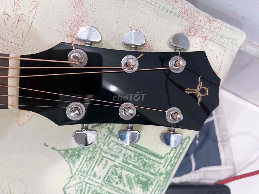 Guitar TD37 pass lại 3tr