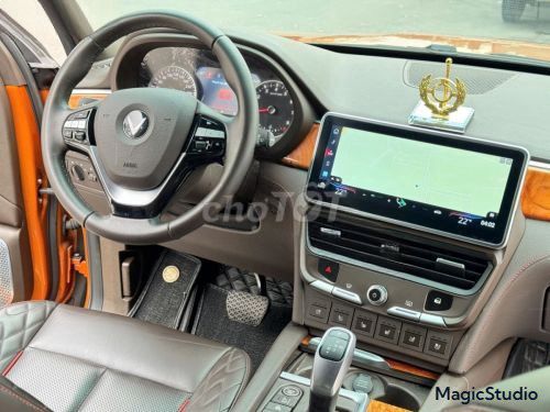 VinFast President 6.2 V8 2021