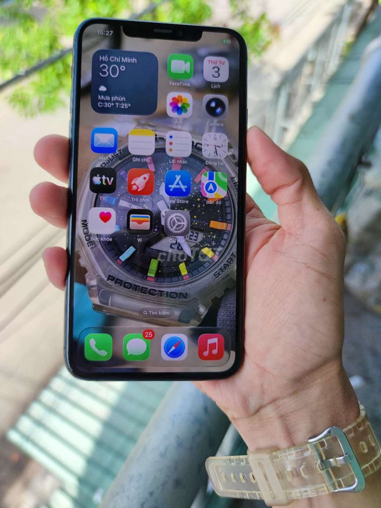 iPhone 11 Pro Max 256GB Xám. Mua bán Điện thoại tại Thị xã Tân Uyên Bình Dương được đăng bởi Anh sandy boy hình 1