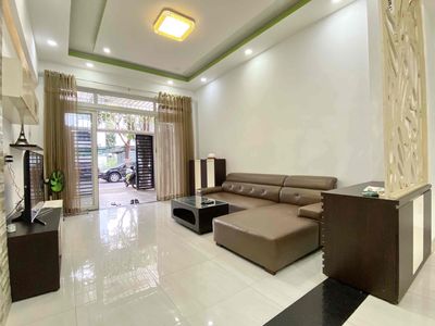 Rent · 3 bd · 80 м² · Thành phố Nha Trang, ул. Lê Hồng Phong