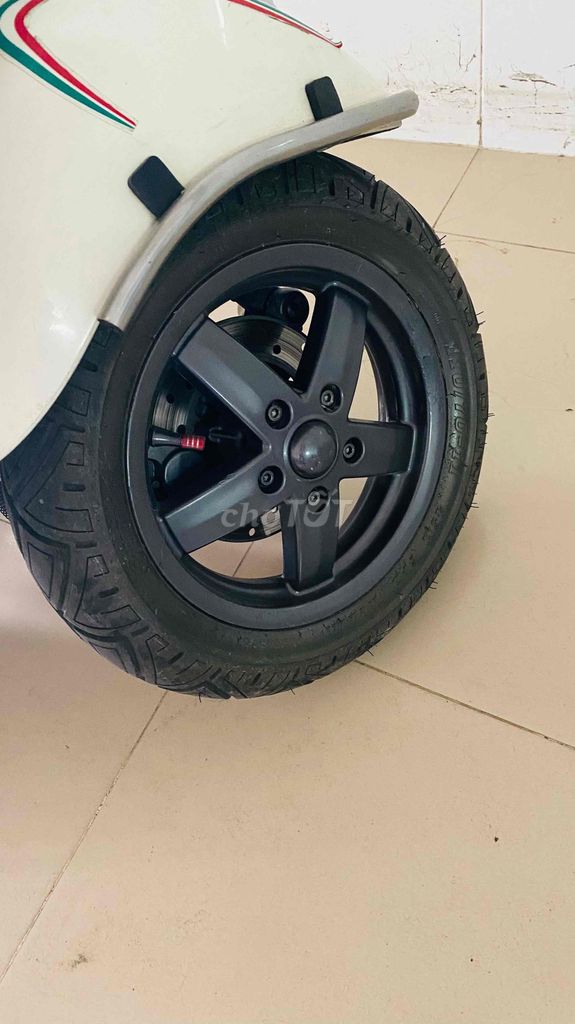 Vespa 2015- 3Vie,biển số đẹp 9 nút(Ban nhanh). Mua bán Xe máy tại Quận 12 Tp Hồ Chí Minh được đăng bởi LỌC GIÓ Ô TÔ SÀI GÒN hình 4