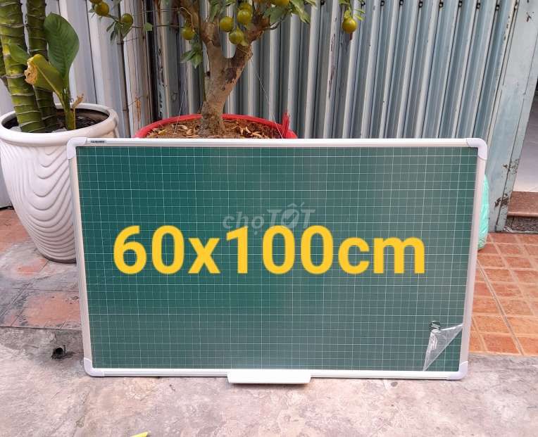 Bảng từ xanh hàn quốc kẻ oly 2x2cm. KT 60x100cm