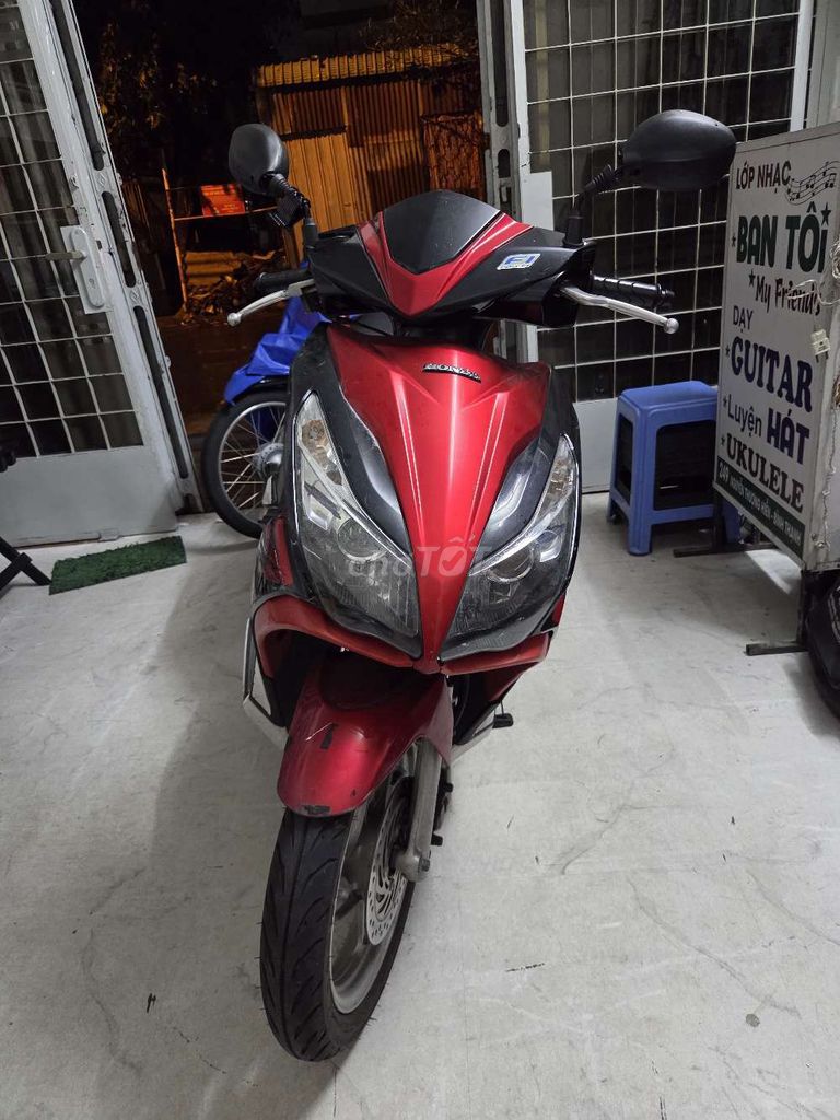 Honda Air Blade 2013 с функцией поиска, красный
