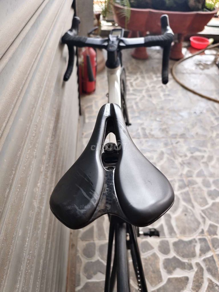 Xe đạp đua full carbon. Mua bán Xe đạp tại Thành phố Biên Hòa Đồng Nai được đăng bởi Linh Le hình 4