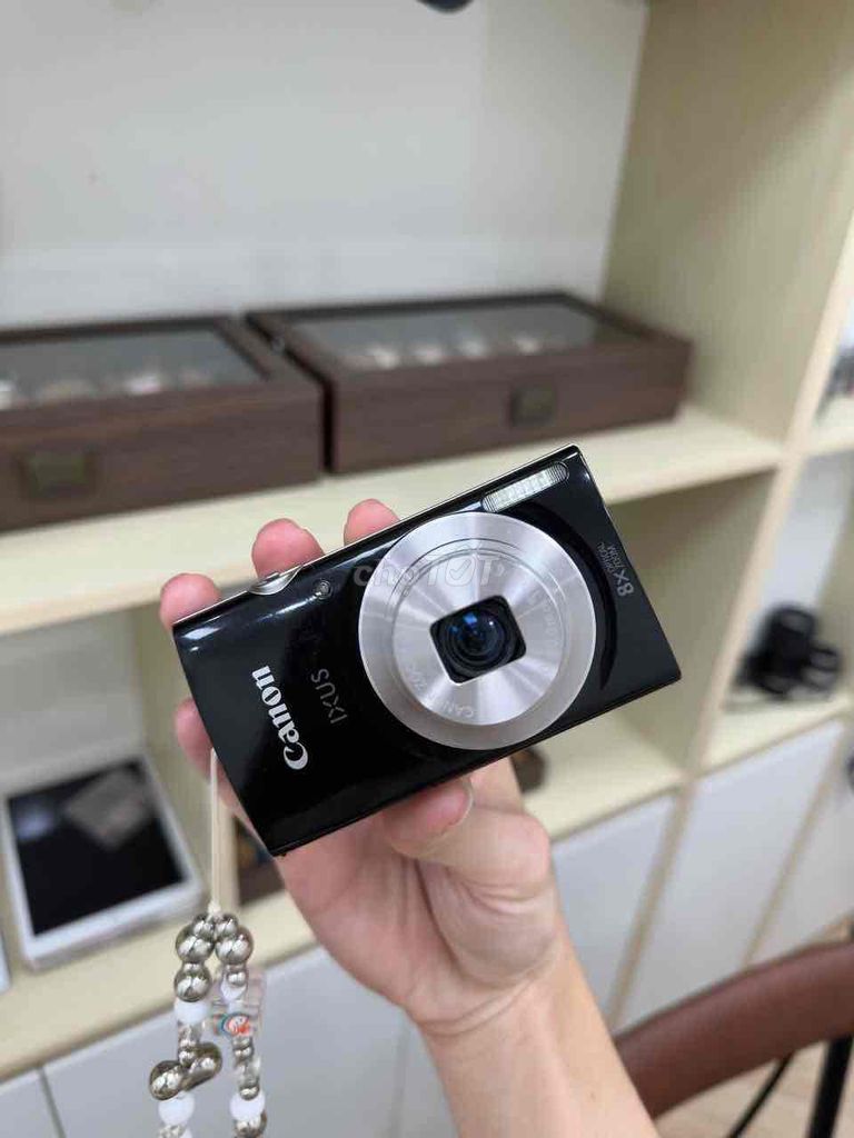 Máy ảnh Canon IXUS 185 Đen 8x. Mua bán Máy ảnh, Máy quay tại Quận 5 Tp Hồ Chí Minh được đăng bởi Kim Ngân hình 1