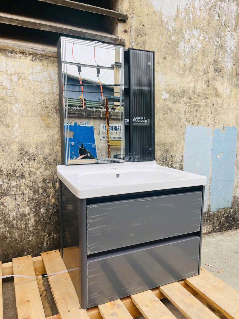 Tủ chậu nhà tắm Gốm sứ, Gỗ. Mua bán Thiết bị vệ sinh, nhà tắm tại Quận Đống Đa Hà Nội được đăng bởi tk 681 hình 1