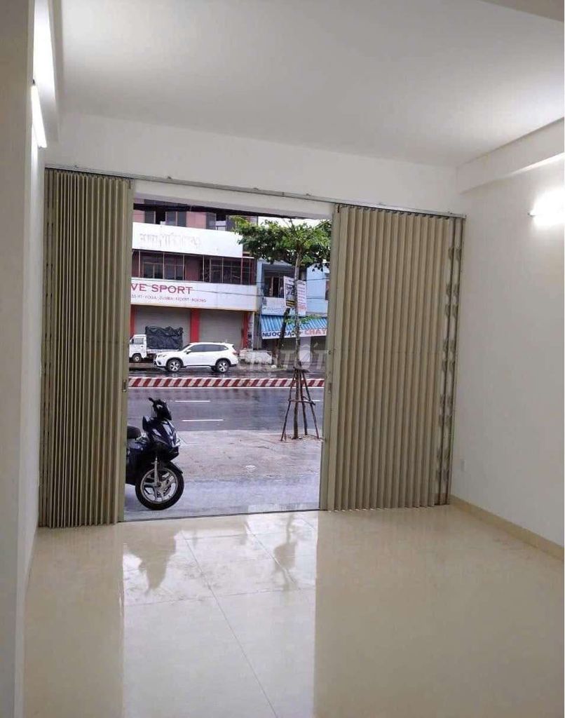 Аренда · 2 комн. · 65 м² · Quận Cẩm Lệ, ул. Đường Cách Mạng Tháng Tám