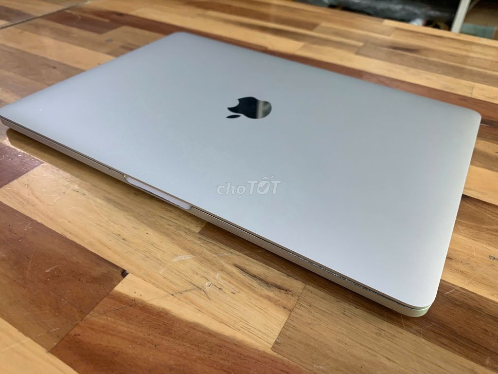 Macbook Pro 13 inch 2017  Core I5 8GB 256GB màn 2k