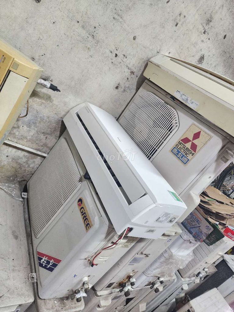 Máy lạnh Gree 12000 BTU Trắng Nguyên zin. Mua bán Máy lạnh, điều hoà tại Quận Hoàng Mai Hà Nội được đăng bởi Pham Thi Thuy Hang hình 1