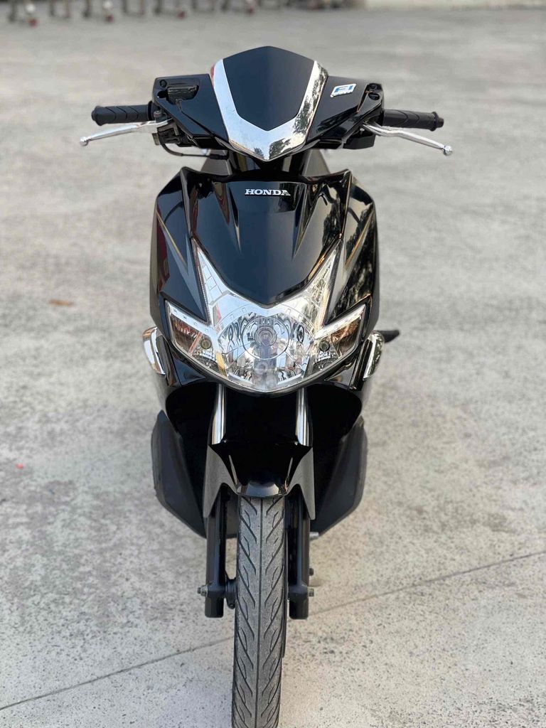 Honda Airblade 110 dky 2011 mới 98%