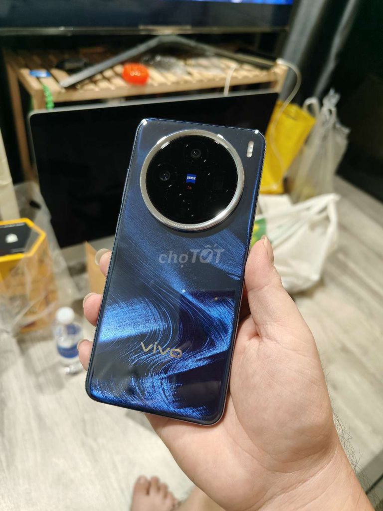 Vivo X200(12/512) đẹp 99% pin 100% máy trần có gl