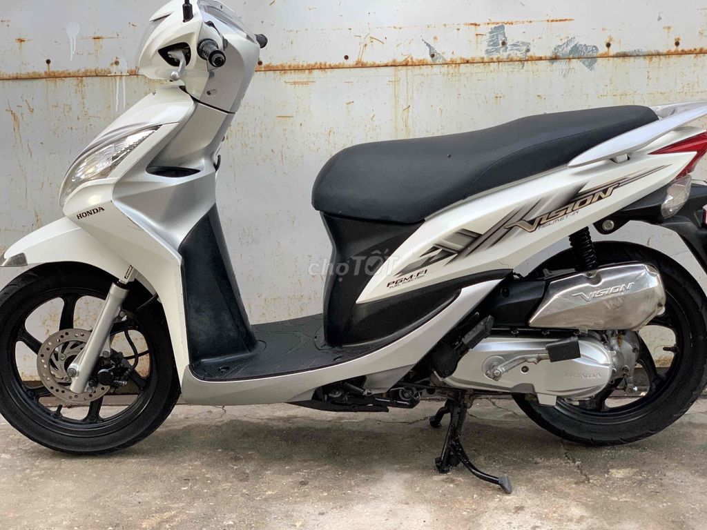 vision zin êm , gọn nhẹ lợi xăng. Mua bán Xe máy tại Thành phố Qui Nhơn Bình Định được đăng bởi bách hình 5