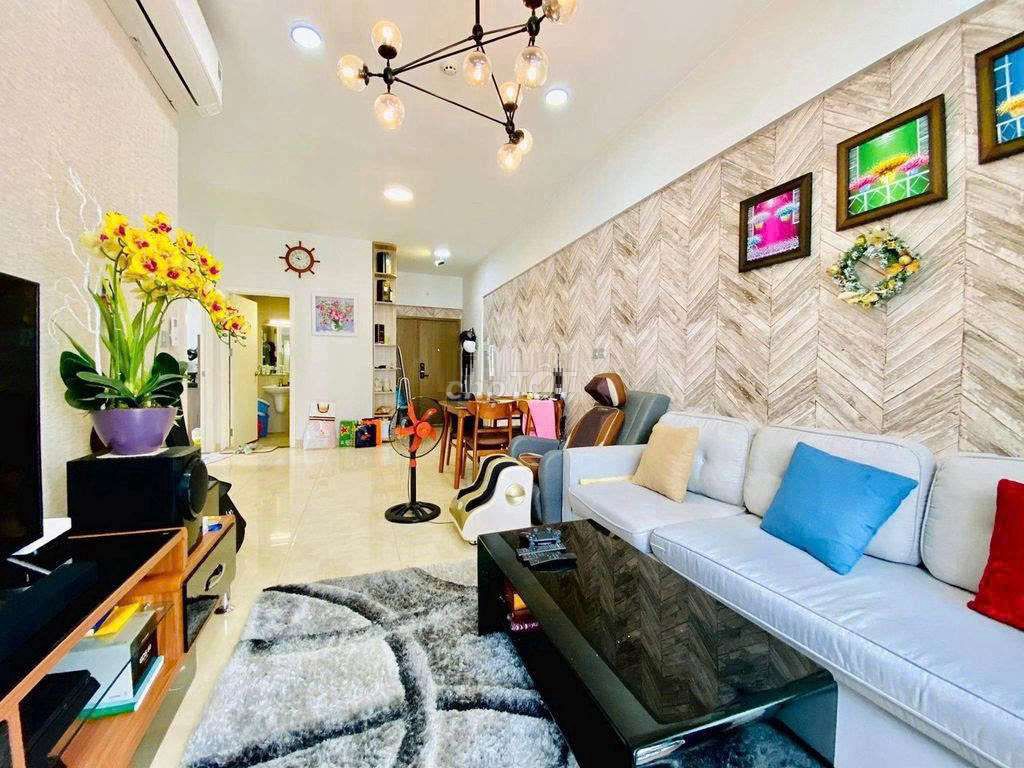 Căn hộ LuxGarden Block A dt:74m2  full nội thất