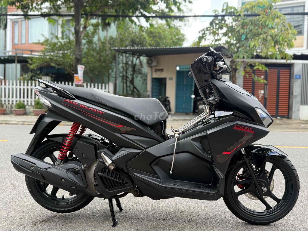 Air Blade 2017 B.số 43 Góp trả trước 5tr. Mua bán Xe máy tại Quận Liên Chiểu Đà Nẵng được đăng bởi Hòa Xe Máy Cũ hình 3