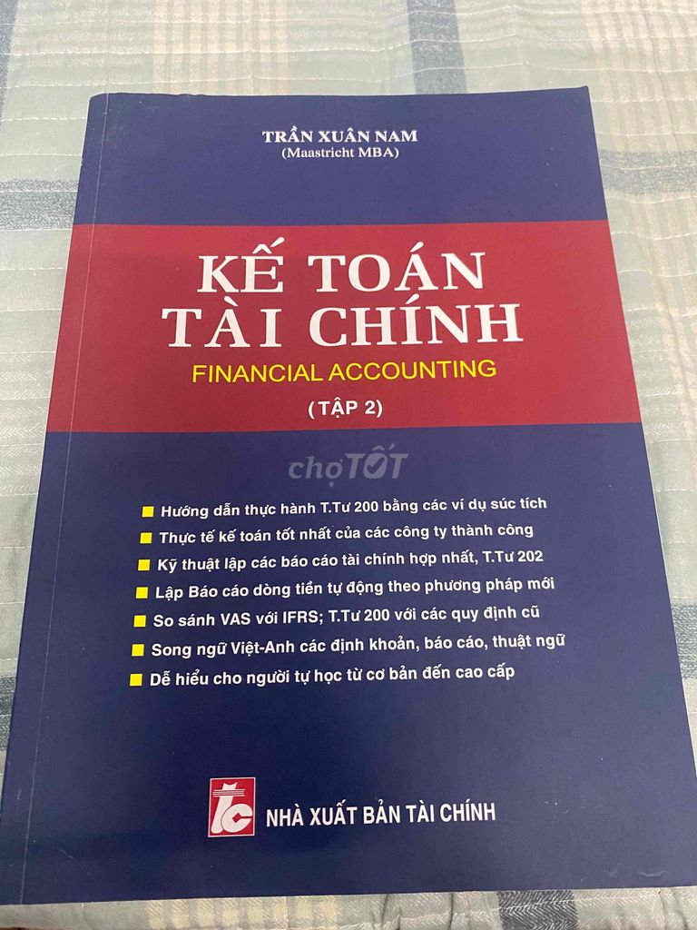 cần pass lại sách kinh tế , tiểu thuyết