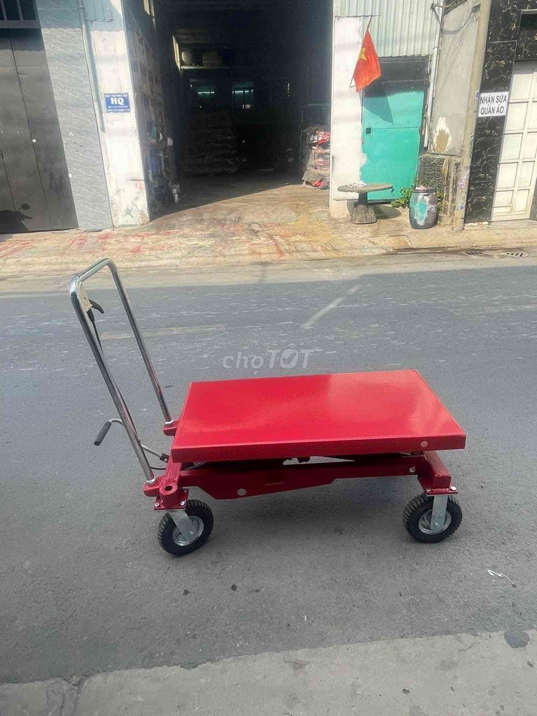 Xe nâng mặt bàn 500kg NịuLi