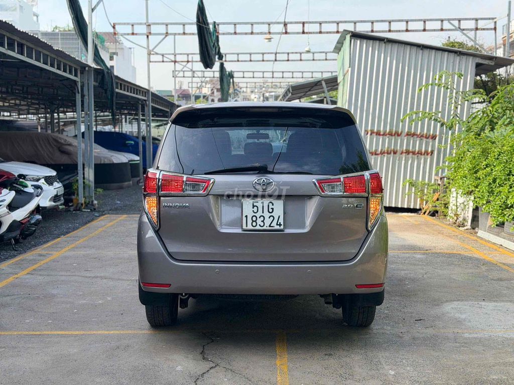 Toyota Innova 2018 photo 5