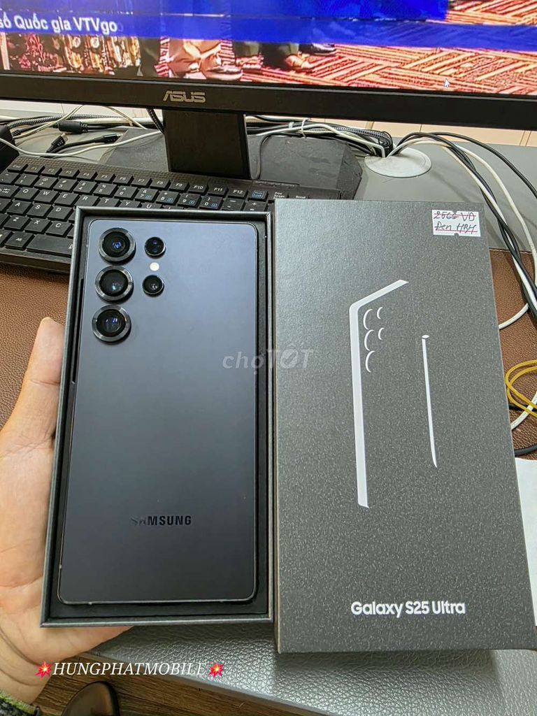 Samsung S25 Ultra 5G 256G Jet Black 99% SSVN FUBOX. Mua bán Điện thoại tại Quận Đống Đa Hà Nội được đăng bởi HƯNG PHÁT Mobile hình 1