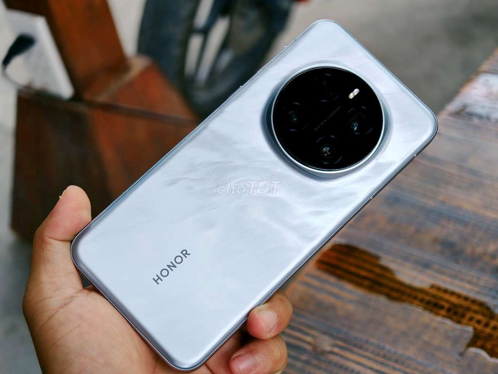Honor Magic 7 Pro 16/1tb Quốc tế HongKong Pin 100. Mua bán Điện thoại tại Quận 12 Tp Hồ Chí Minh được đăng bởi Đỗ Hậu Fb Dylan Đỗ hình 1