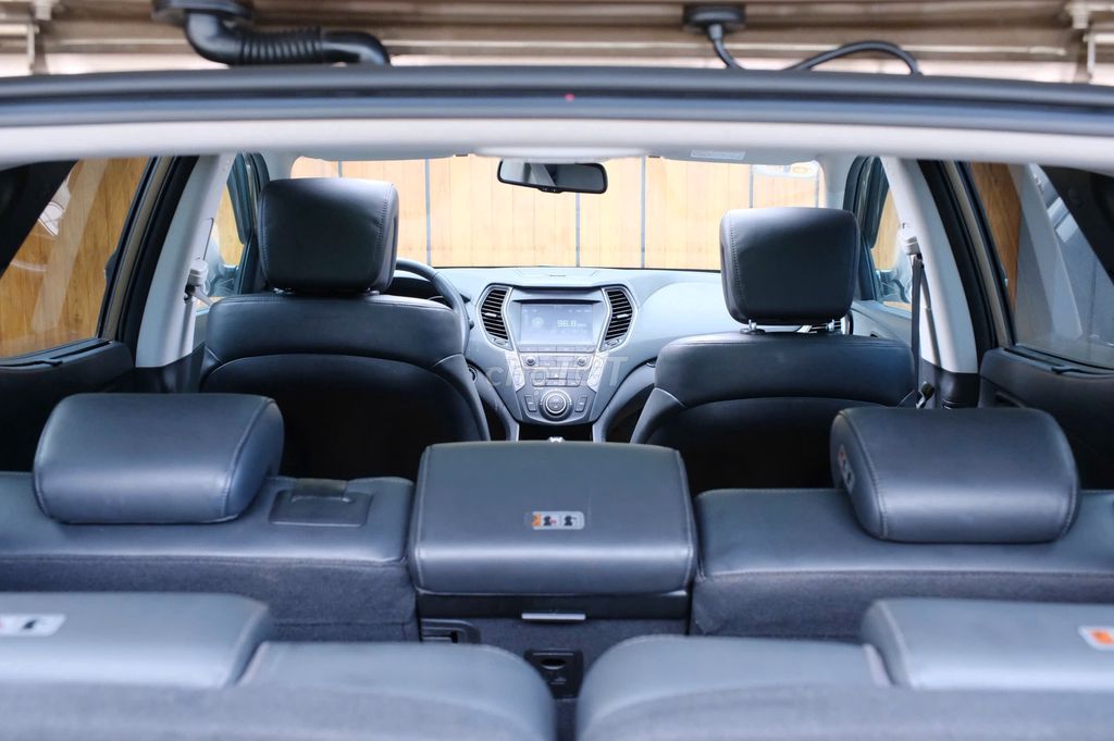 Hyundai Santa Fe 4WD 2015 - 75000 km. Mua bán Ô tô tại Quận Tân Phú Tp Hồ Chí Minh được đăng bởi HYUNDAI MIỀN NAM hình 10