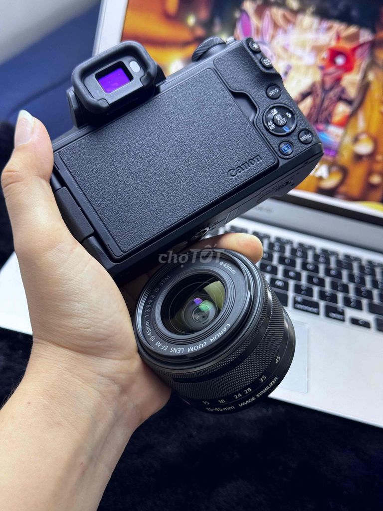 Máy ảnh Canon EOS M50 Đen. Mua bán Máy ảnh, Máy quay tại Quận 3 Tp Hồ Chí Minh được đăng bởi Lê Nhung hình 1