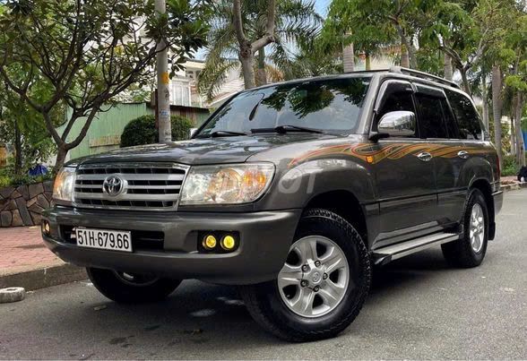 LandCruiser GX sx 2005 xe đẹp như hình