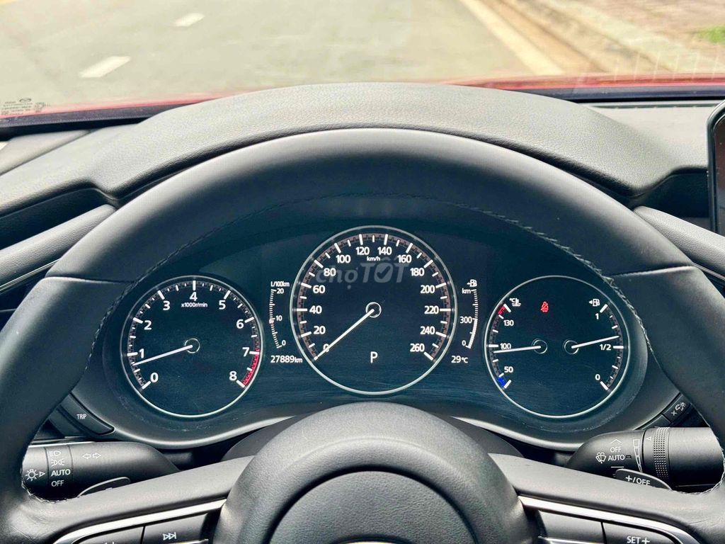 Mazda 3 2023 1.5L Luxury - 27000 km. Mua bán Ô tô tại Quận Long Biên Hà Nội được đăng bởi Bùi Đình Thông hình 5