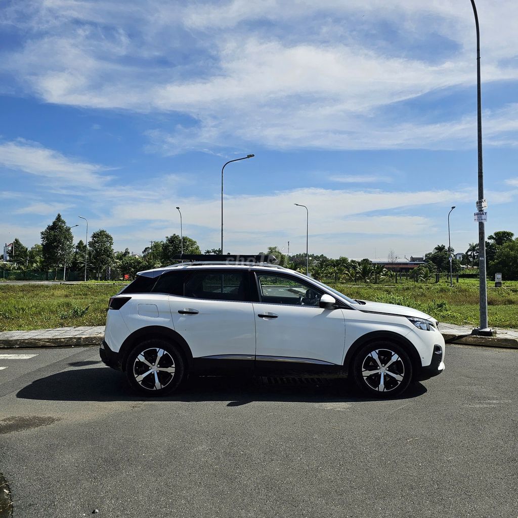 Peugeot 3008 All New 2018 Trắng 126.000 km. Mua bán Ô tô tại Huyện Bình Chánh Tp Hồ Chí Minh được đăng bởi Trần Xuân Bách hình 12