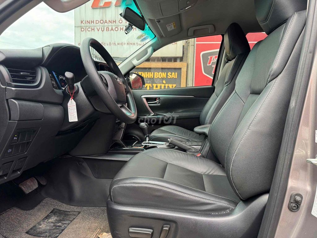 Toyota Fortuner 2024 2.4 AT 4x2 - 40000 km. Mua bán Ô tô tại Thành phố Thủ Đức Tp Hồ Chí Minh được đăng bởi Thy Ôtô Cũ Miền Nam hình 5