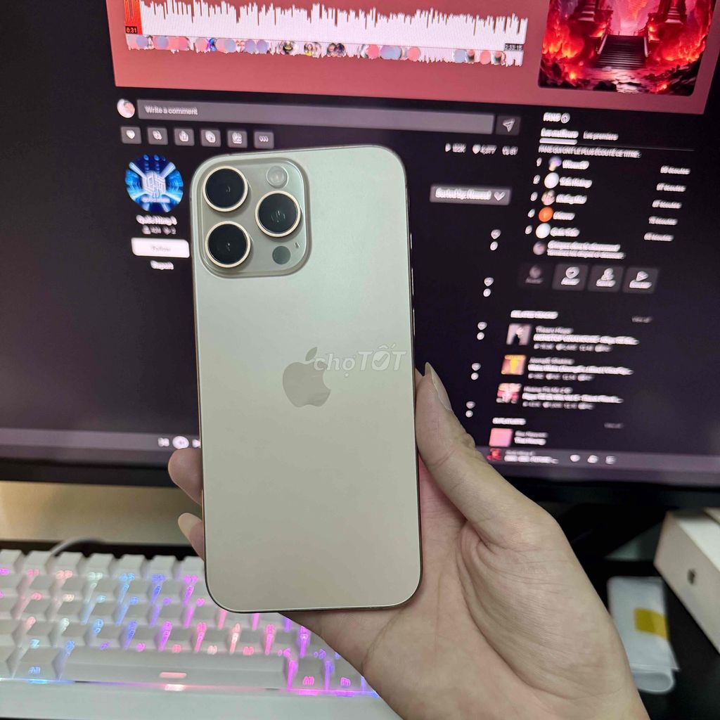 Apple iPhone 16 Pro Max 256GB Vàng. Mua bán Điện thoại tại Quận 8 Tp Hồ Chí Minh được đăng bởi Hoàng Đương hình 1