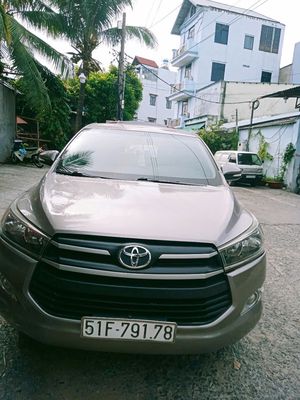 Toyota Innova 2016 2.0E - 282000 km. Mua bán Ô tô tại Quận 6 Tp Hồ Chí Minh được đăng bởi Trinh Tu Nguyet