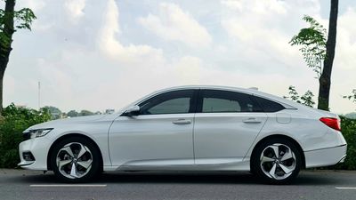 Honda Accord 2022 1.5 Turbo - 31000 km. Mua bán Ô tô tại Quận Cầu Giấy Hà Nội được đăng bởi ĐẶNG QUANG HUY