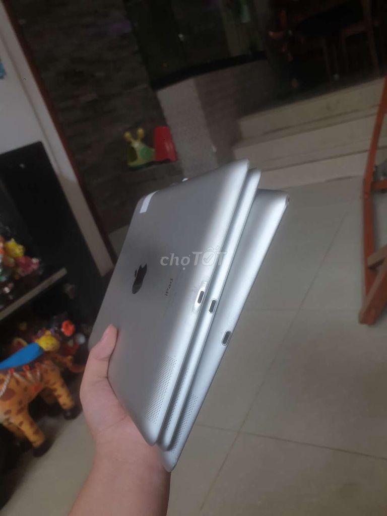 Cần Bán Gấp Ipad dòng Gen 4 32/16 Giá mềm gọn túi. Mua bán Máy tính bảng tại Quận 6 Tp Hồ Chí Minh được đăng bởi Khang Chung hình 3