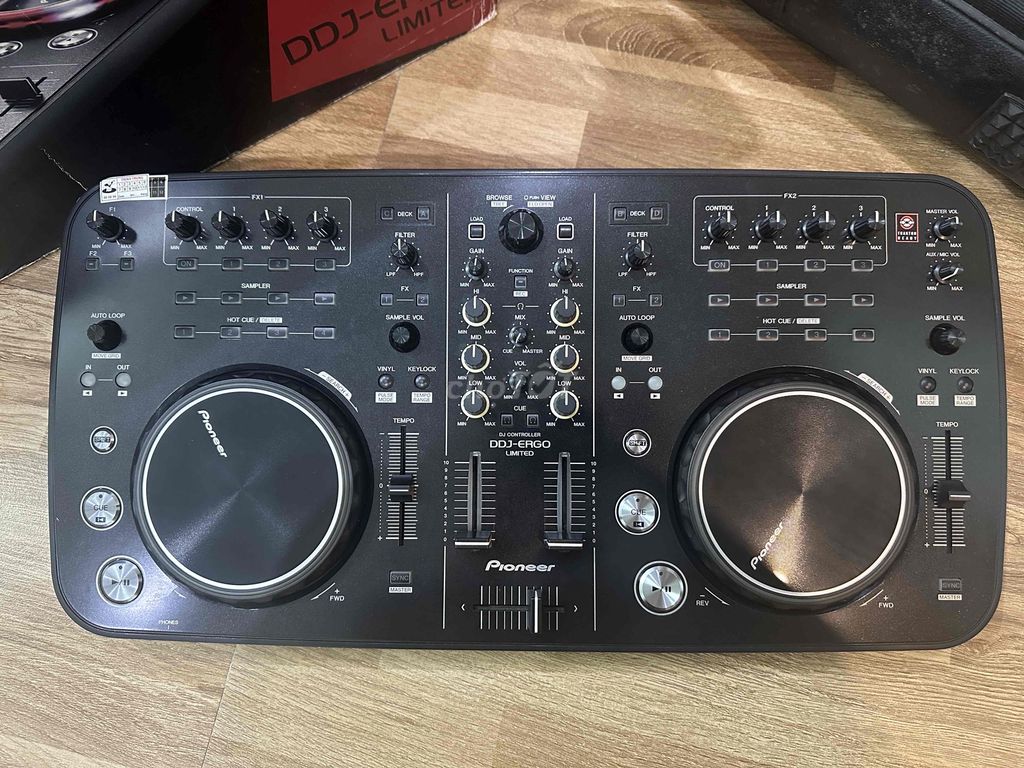 Bán đầu DDJ-Ergo Limited black. Mua bán Tivi, Âm thanh tại Quận Ngô Quyền Hải Phòng được đăng bởi Thục Uyên hình 1