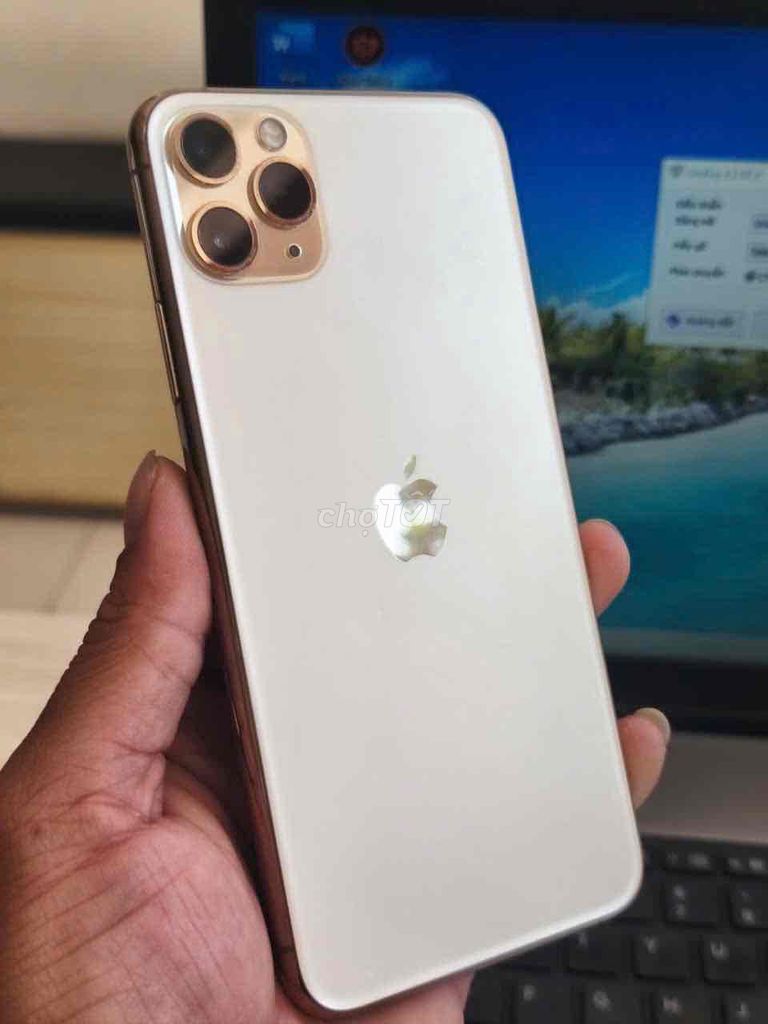 iPhone 11 Pro Max 256GB Vàng. Mua bán Điện thoại tại Thành phố Buôn Ma Thuột Đắk Lắk được đăng bởi Cầm Đồ PHÚT 89  hình 1