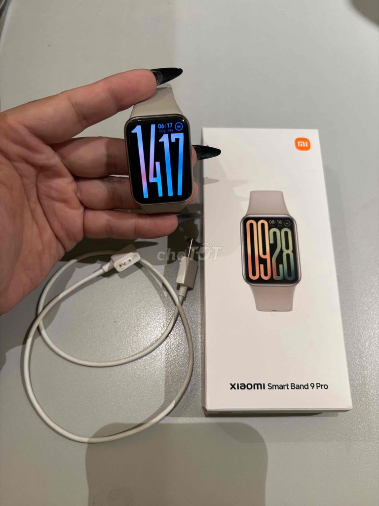 Pass Miband 9 Pro màu bạc