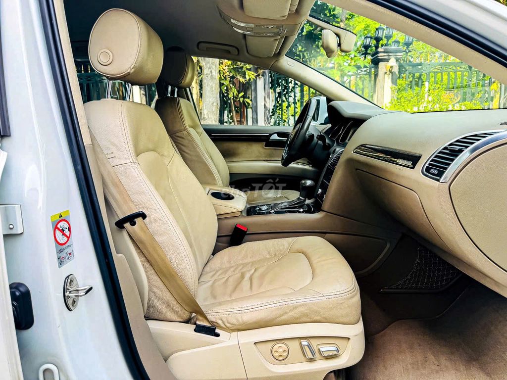 Audi Q7 3.0 AT 2015 Full option - Màu Trắng. Mua bán Ô tô tại Quận 7 Tp Hồ Chí Minh được đăng bởi JENNIE hình 7