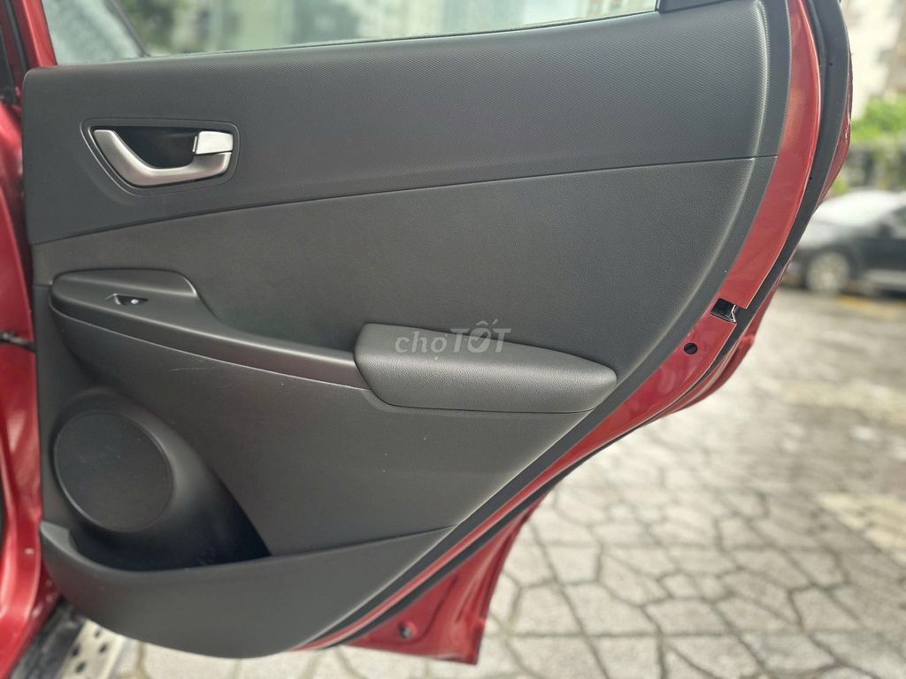 Hyundai Kona 2019  - 54000 km. Mua bán Ô tô tại Quận Hoàng Mai Hà Nội được đăng bởi Hung Vu hình 7