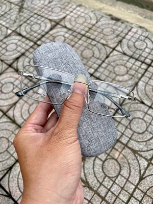 GỌNG KÍNH GUYLAROCHE (khung titanium trắng 99.99%). Mua bán Phụ kiện thời trang khác tại Quận Bình Thạnh Tp Hồ Chí Minh được đăng bởi Le H Long