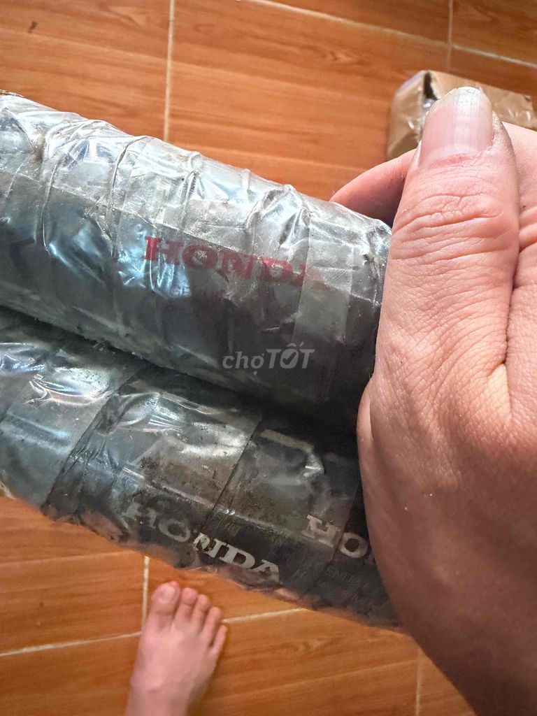 Tem Future neo GT 2009 đen bạc,vỏ Wave 125i 2011. Mua bán Phụ tùng xe tại Huyện Châu Phú An Giang được đăng bởi Made in Thailand  hình 11